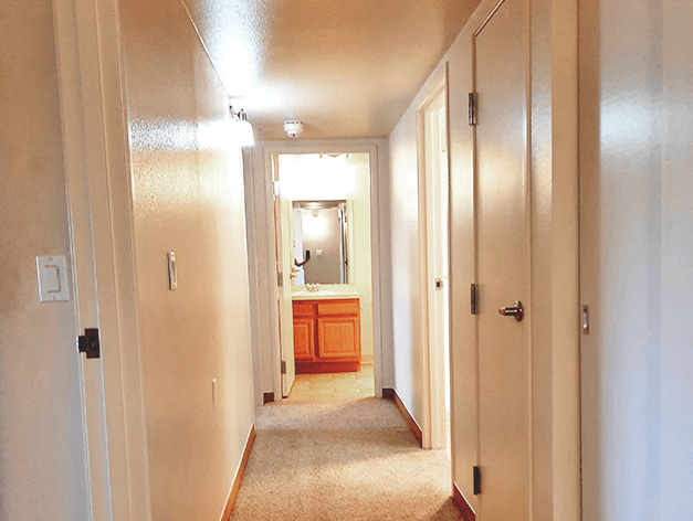 GSS Manzano del Sol Hallway