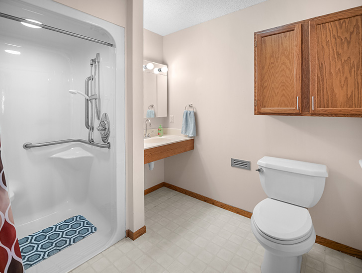 ellsworth studio bathroom