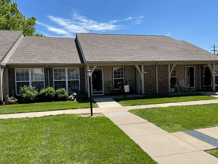 Good Samaritan Society Hutchinson - Exterior Cottage