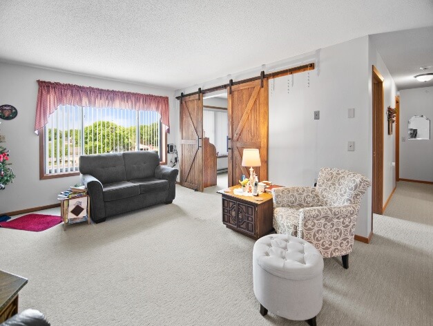 Good Samaritan Society - Jackson Assisted Living - Living Room