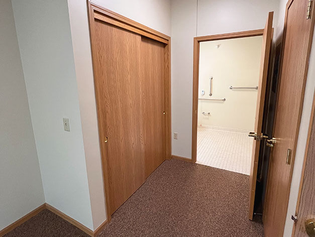 Assisted Living bathroom at Good Samaritan Society - Syracuse