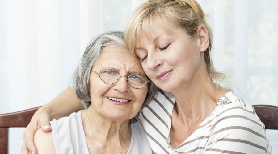 5 things to consider before choosing memory care assisted living