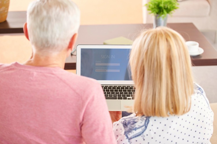 6 tips for staying safe online