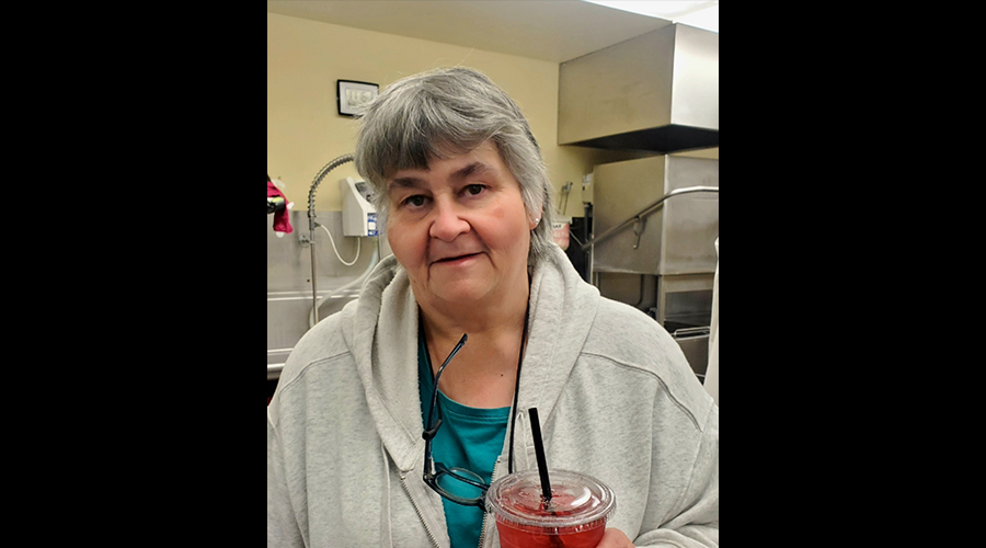 Kelly Todd, a cook at Good Samaritan Society - Stafholt