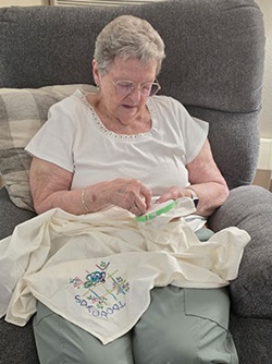 Pauline Daninger crafting.