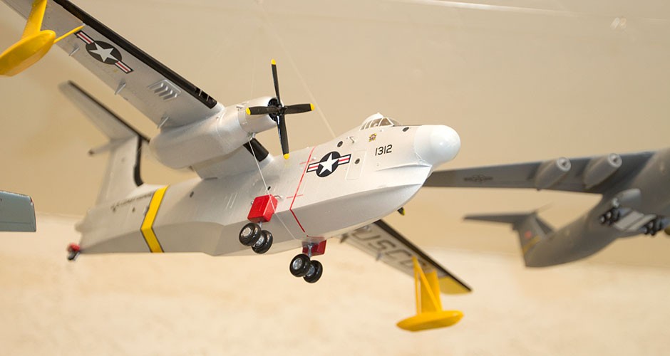 At 94, he’s built 100 tiny planes — and counting [video]